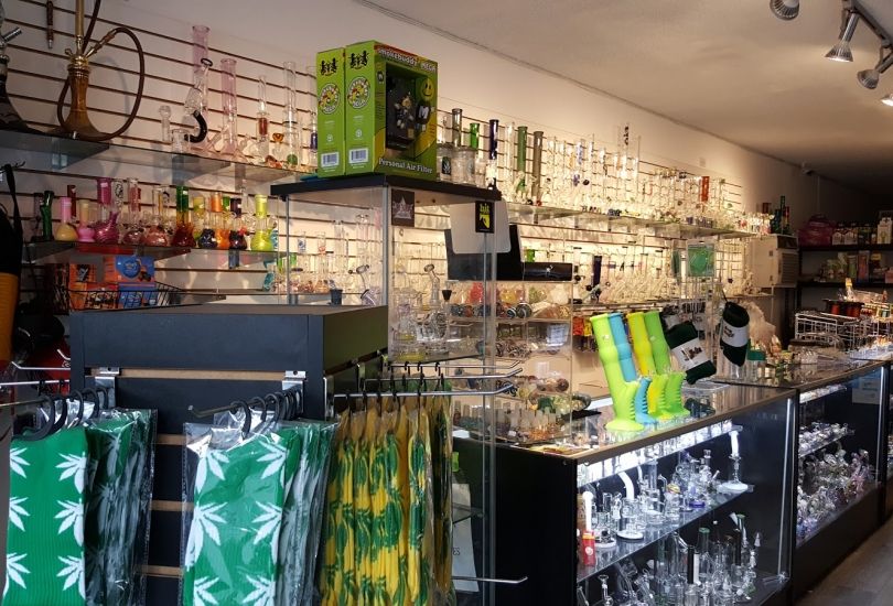 LA Cloud Supply Smoke Shop