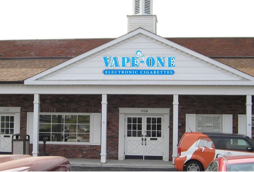 Vape-One & Saucy-One Hot Sauce & E-Cigs - Des Peres