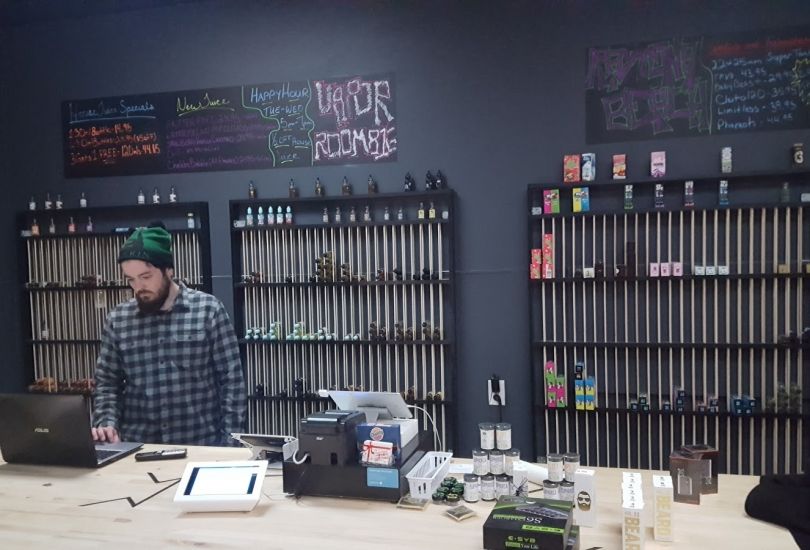 Vapor Room 816 - Vape Shop