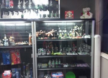 Sammi's Smoke Shop