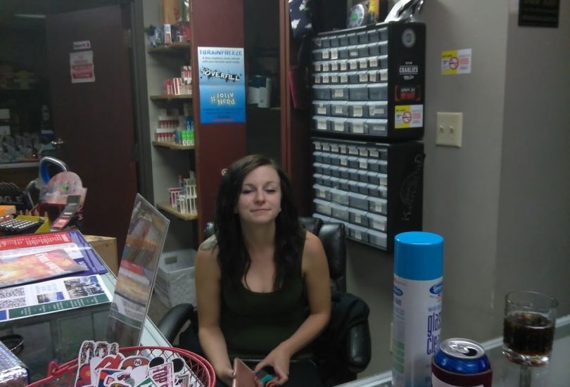 Sammi's Smoke Shop