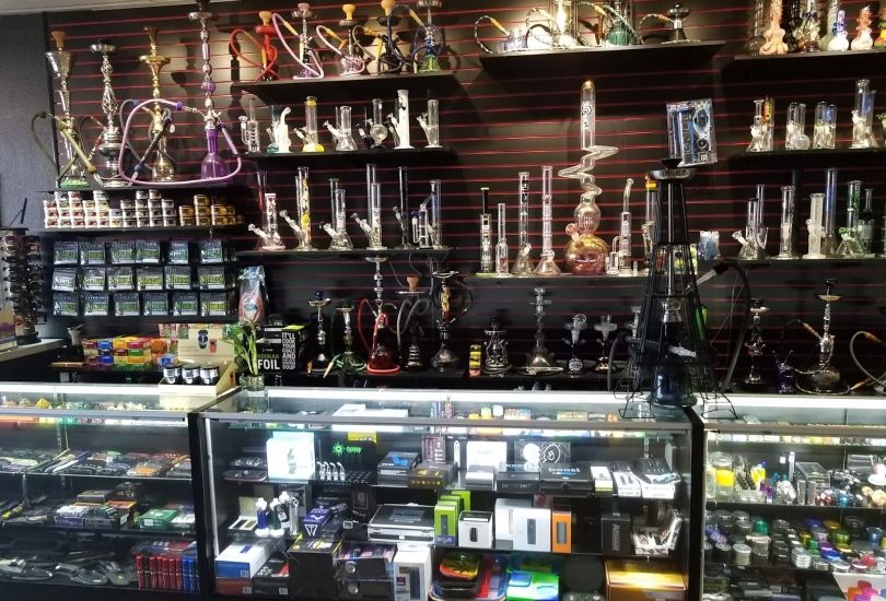 Scarlett Vapors & Smoke Shop