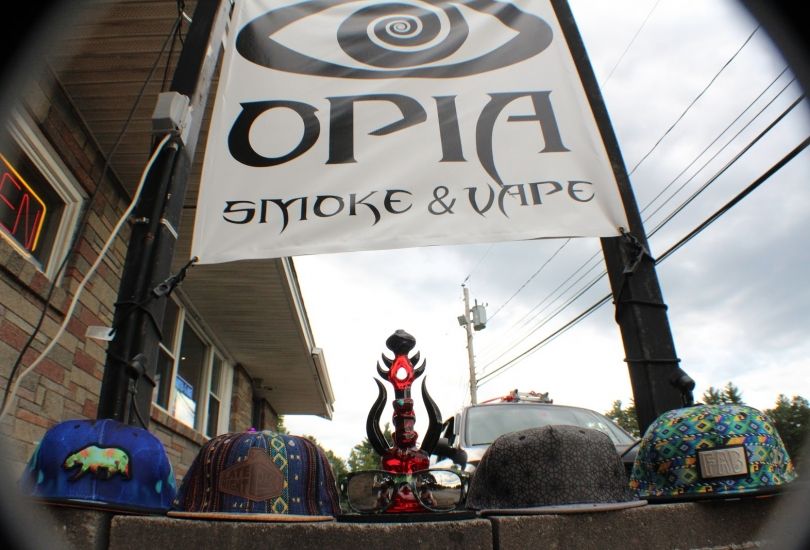 Opia Smoke and Vape