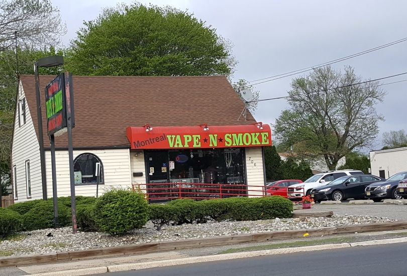 Montreal VapeNSmoke Shop