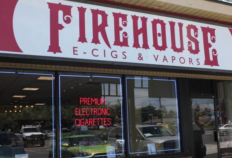Firehouse E-Cigs & Vapors LLC