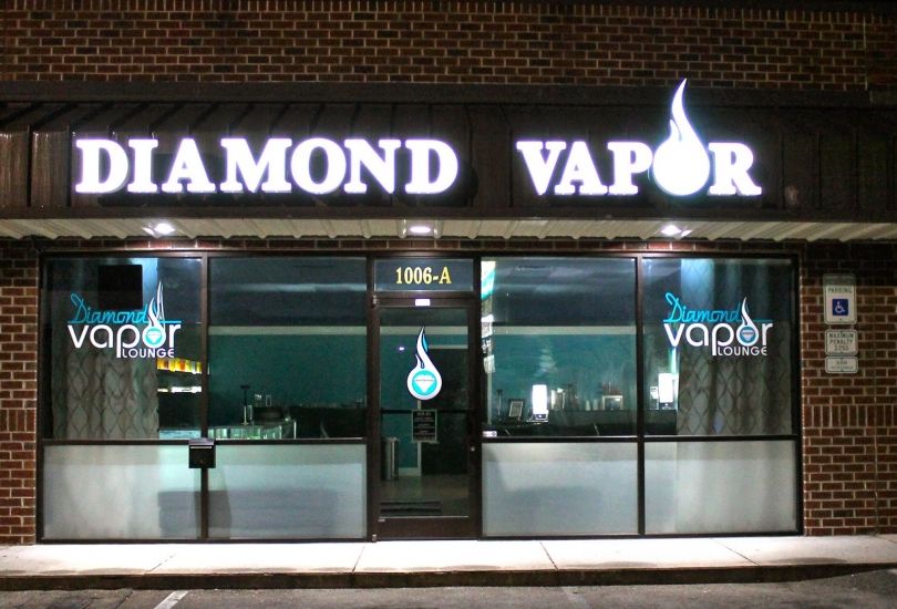 Diamond Tek Vapor Lounge