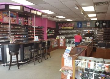 VAPORS Electronic Cigarettes and E-Liquids