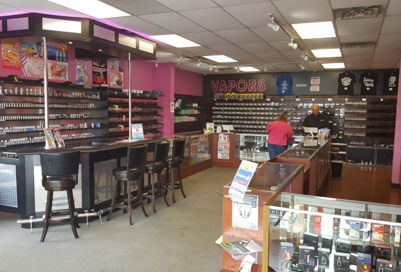 VAPORS Electronic Cigarettes and E-Liquids