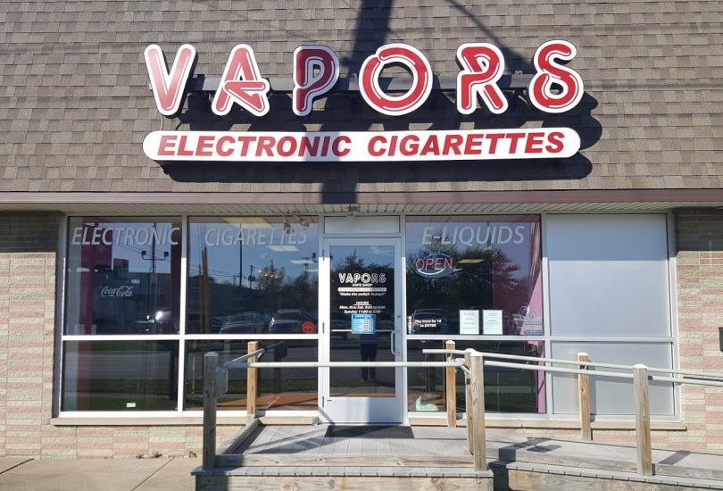 VAPORS Electronic Cigarettes and E-Liquids