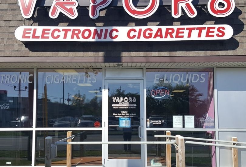 VAPORS Electronic Cigarettes and E-Liquids