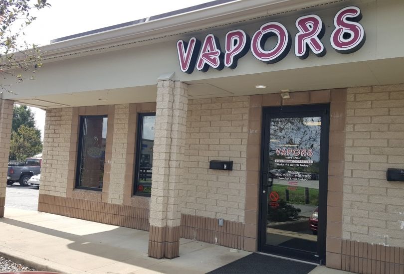 VAPORS Electronic Cigarettes and E-Liquids