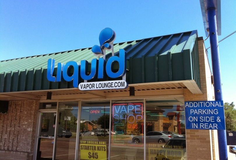 Liquid Vapor Lounge