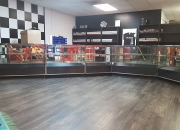 Rollin' Vapor - Vape Shop