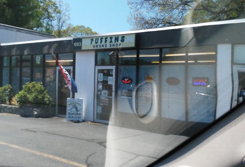 Puffins Smoke Shop