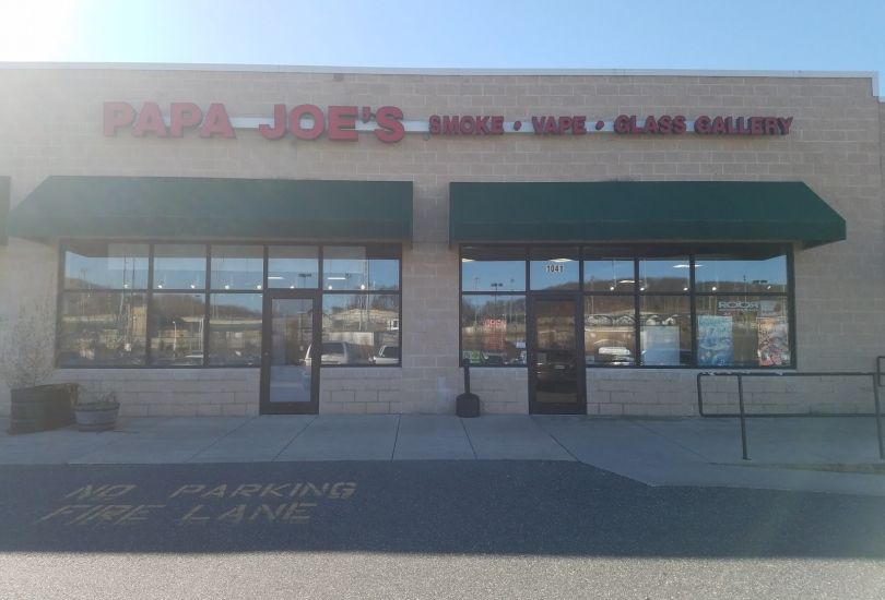 Papa Joe's Smoke Shop