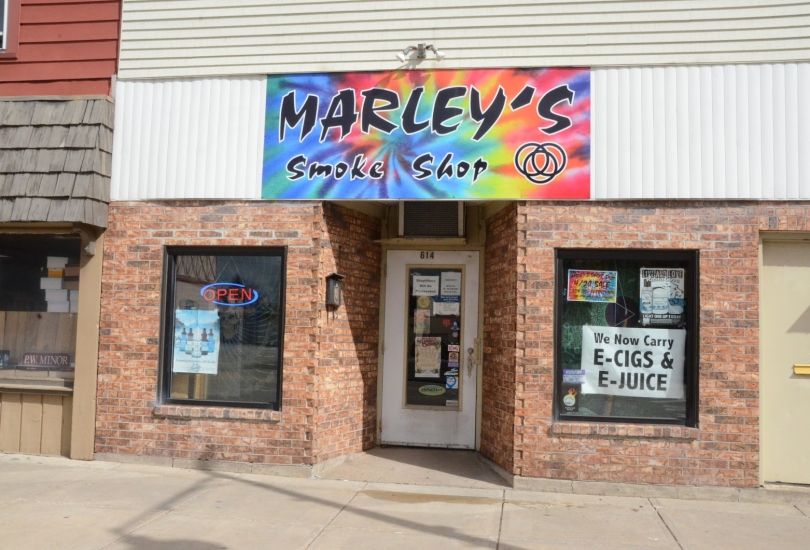 Marley's Smoke Shop