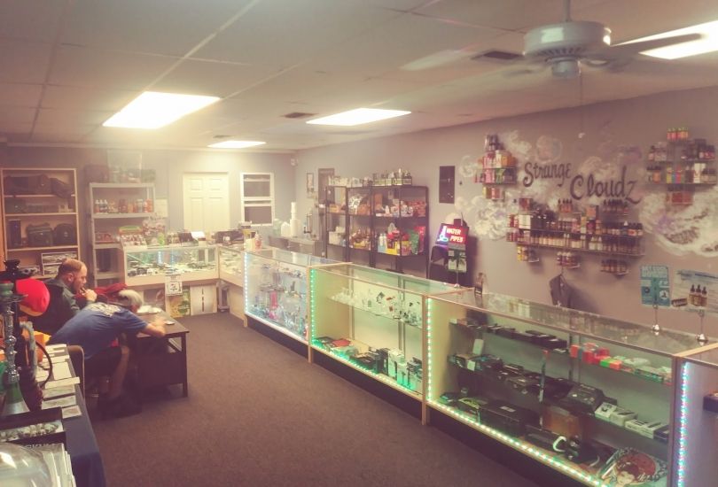 Strange Cloudz Vape And Smoke Shop