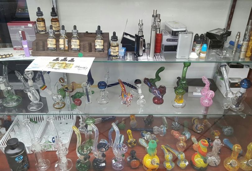 HotWax Glass South Tampa