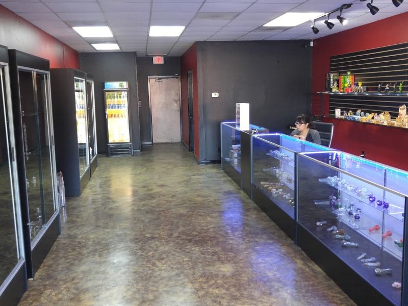 Wolves Den Smoke Shop 11900 N Nebraska Ave Suite 6 Tampa, FL