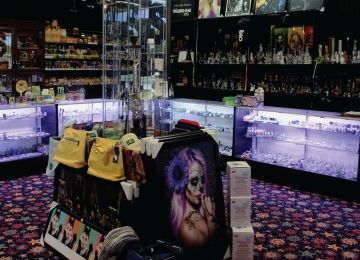 Climax Smoke Shop