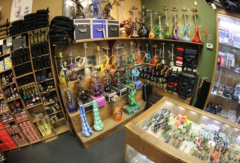 Tobacco Leaf Smokeshop and Glass Gallery