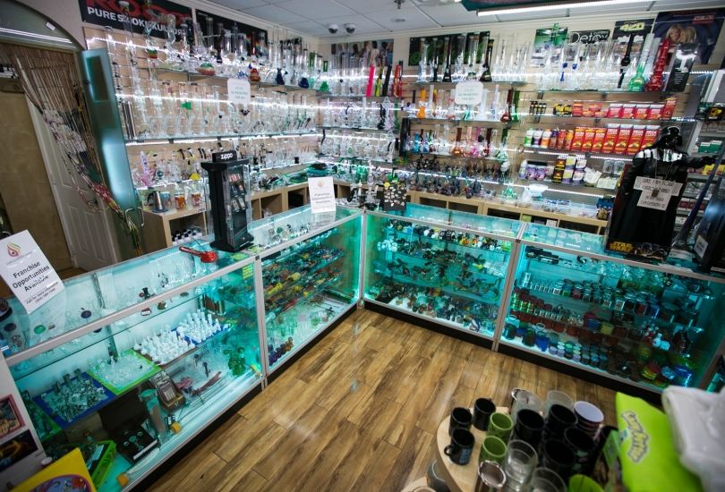 Vape & Smoke Shop - Pines