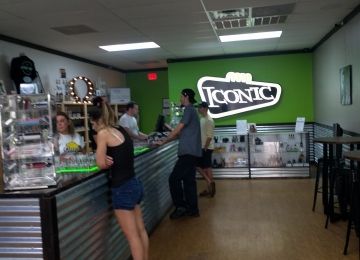 ICONIC Lakeland Vape and Wellness