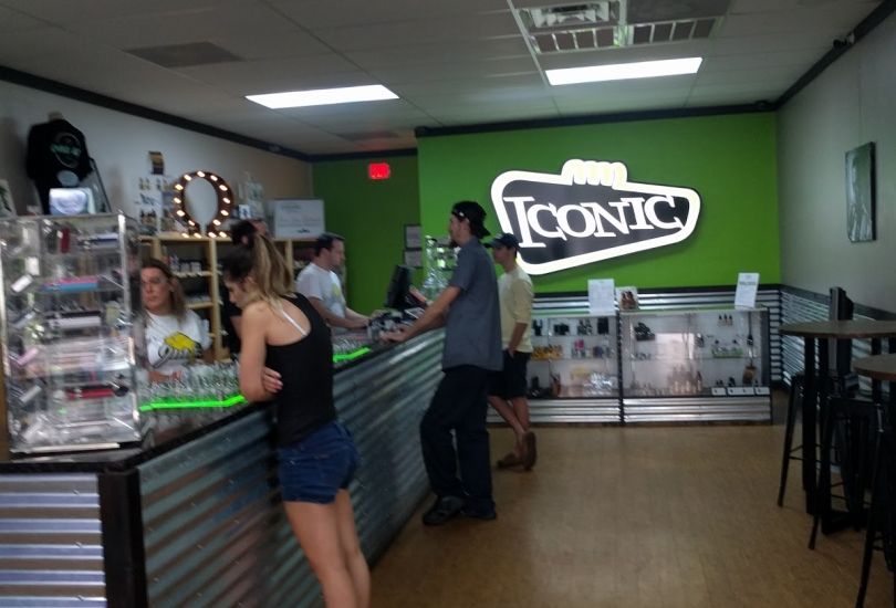 ICONIC Lakeland Vape and Wellness