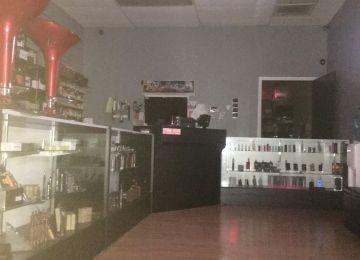 Only E Cigz Vapor Shop