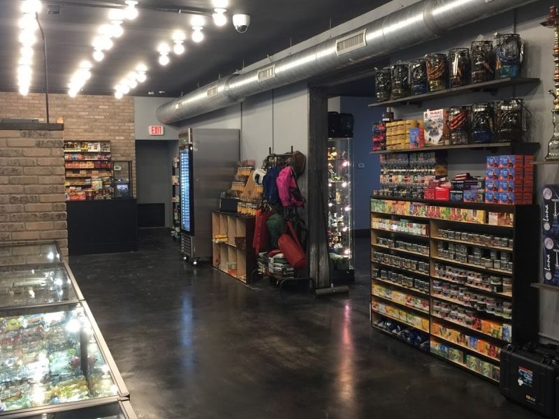 Dragon Headz Smoke and Vape Shop of Sarasota - 412 S Washington Blvd  Sarasota, FL