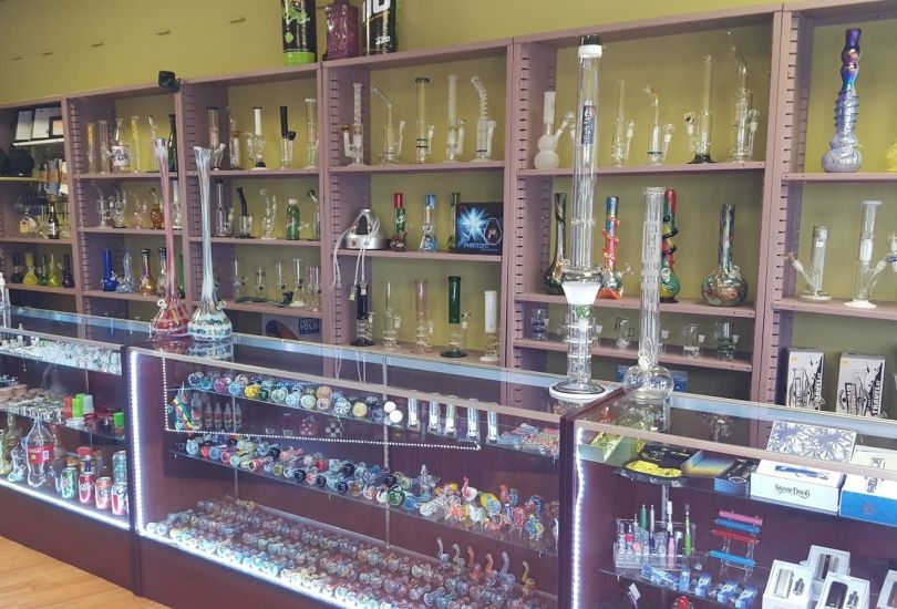 Pura Vida Smoke Shop