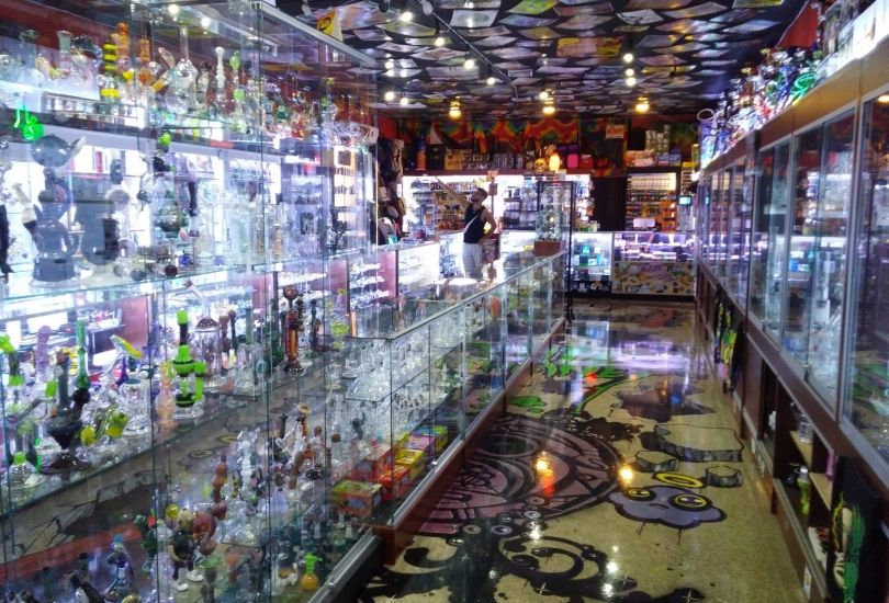 Smoker's Kingdom Smoke Shop