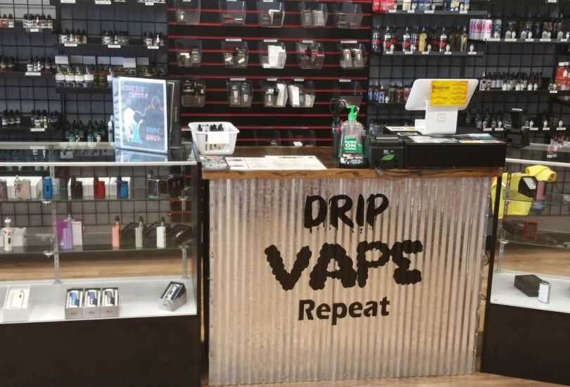 Chuckin' Clouds Vape Shop