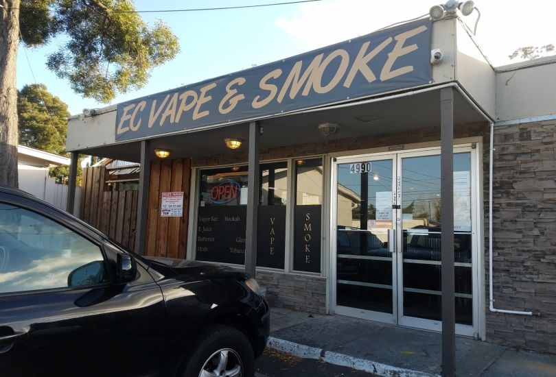 EC Vape and Smoke