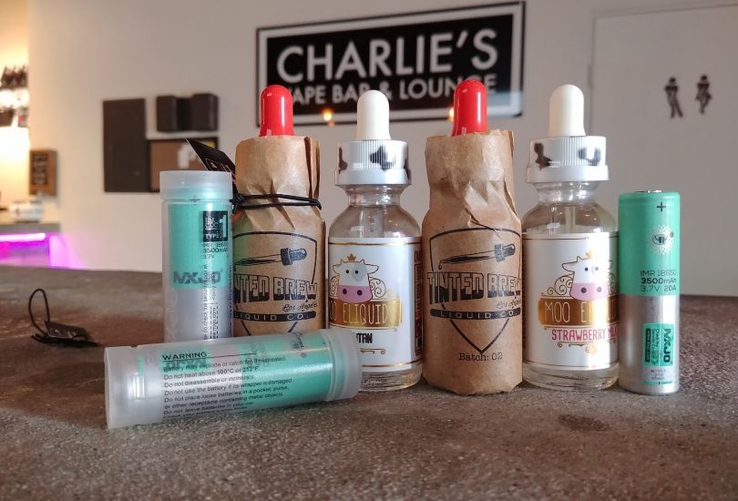 Charlie's Vape Bar & Lounge