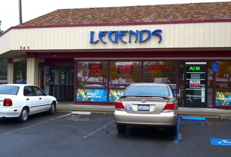 Legends Smoke Shop