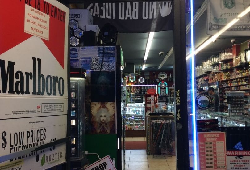 9M Smoke Shop