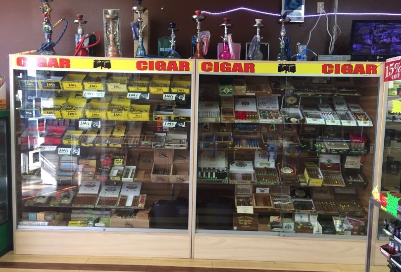 Rialto Smoke Shop