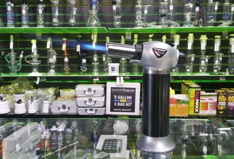 THE GREENMILE VAPE & SMOKE SHOP