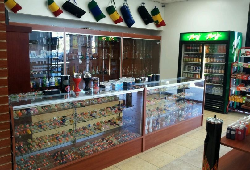 Sam's Smoke Shop