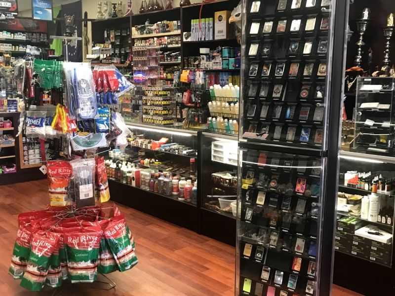 juul compatible charger Royal Smoke And Vape Shop Royal Platte Smoke Shop Marley's Smoke Shop & CBD  (Cape Coral)