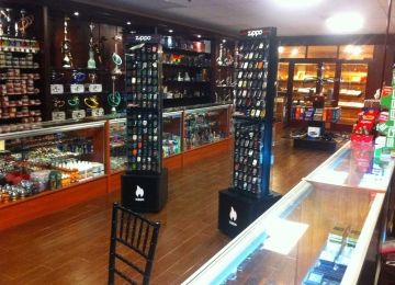 Tobacco Royale Malibu Canyon - Cigars, Vapes & Glass