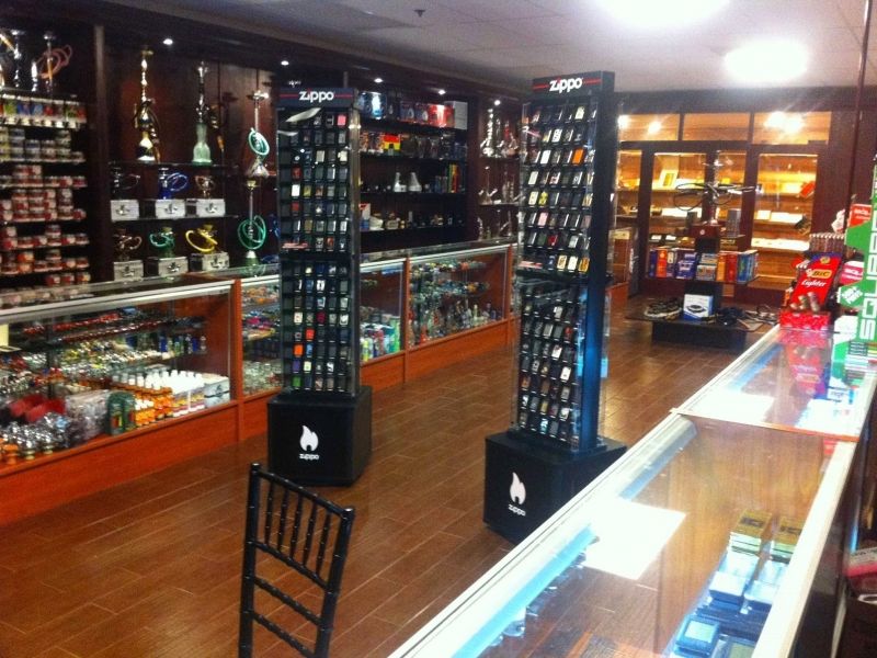 Tobacco Royale Malibu Canyon - Cigars, Vapes & Glass