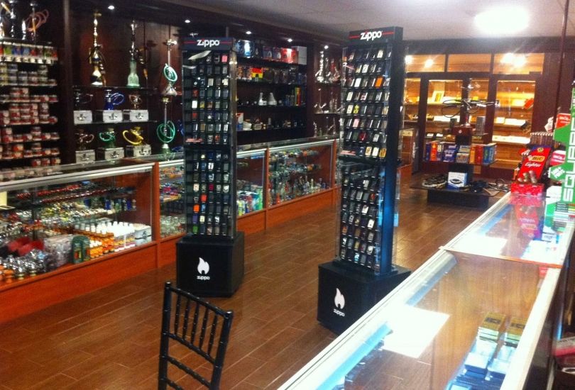 Tobacco Royale Malibu Canyon - Cigars, Vapes & Glass