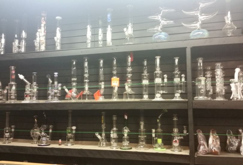 Starbuzz Smoke Shop