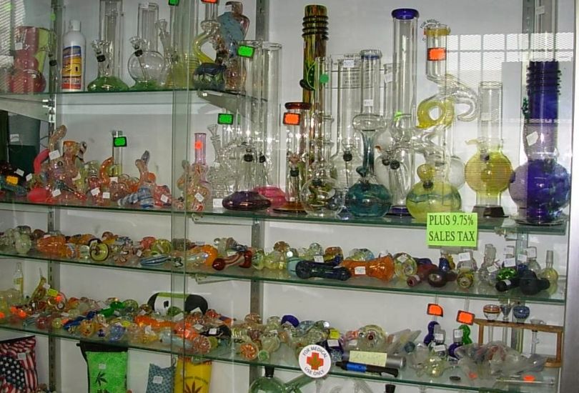 Puff n Stuff Head Shop