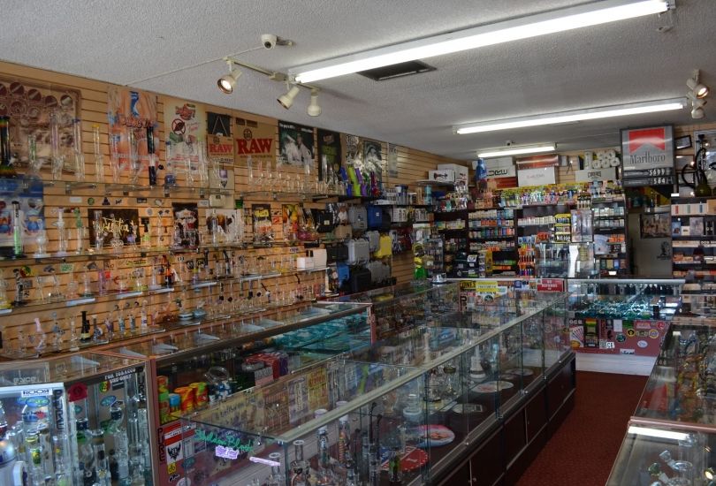 Mike's Smoke Shop