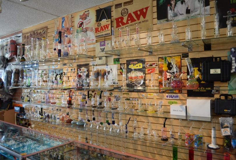 Mike's Smoke Shop