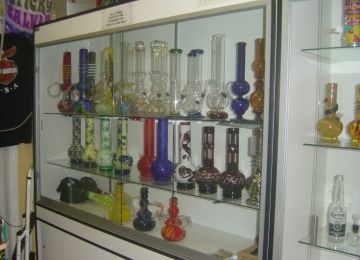 Bing's Smoke Shop