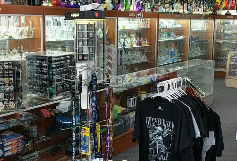 La sierra Vape and Smoke Shop